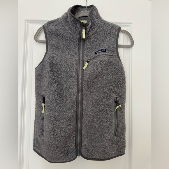 Patagonia Women’s Retro Pile Fleece Vest Size Small Salt Grey/Jellyfish yellow - Picture 1 of 4